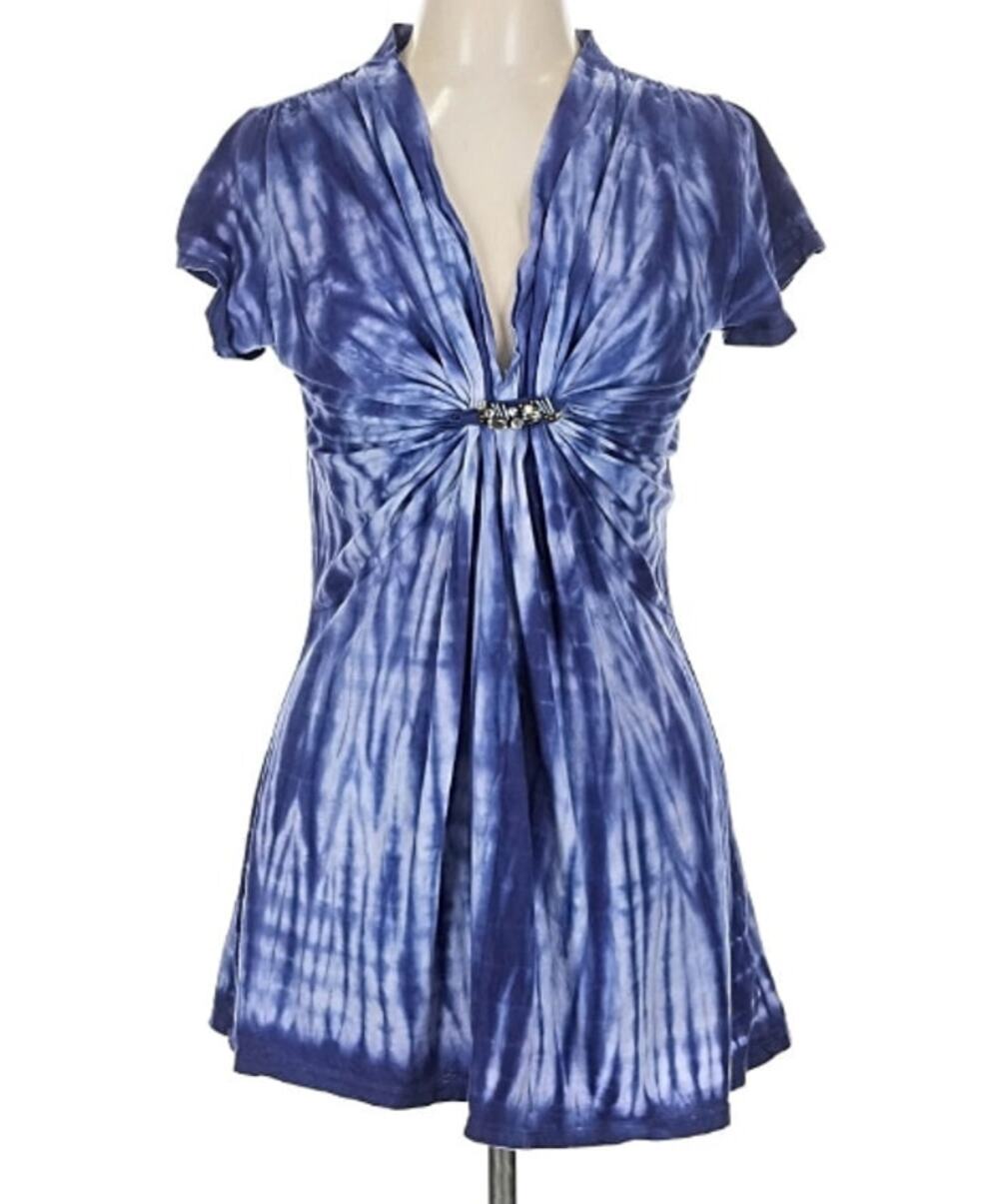 Boho blue tie‑dye embellished tunic to sz L (fits like M)